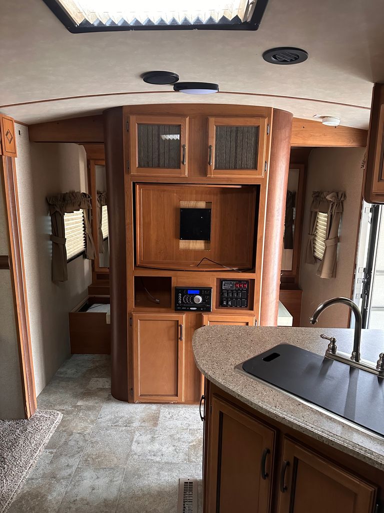 2017 Crossroads Sunset Trail Super Lite 290QB - National Vehicle