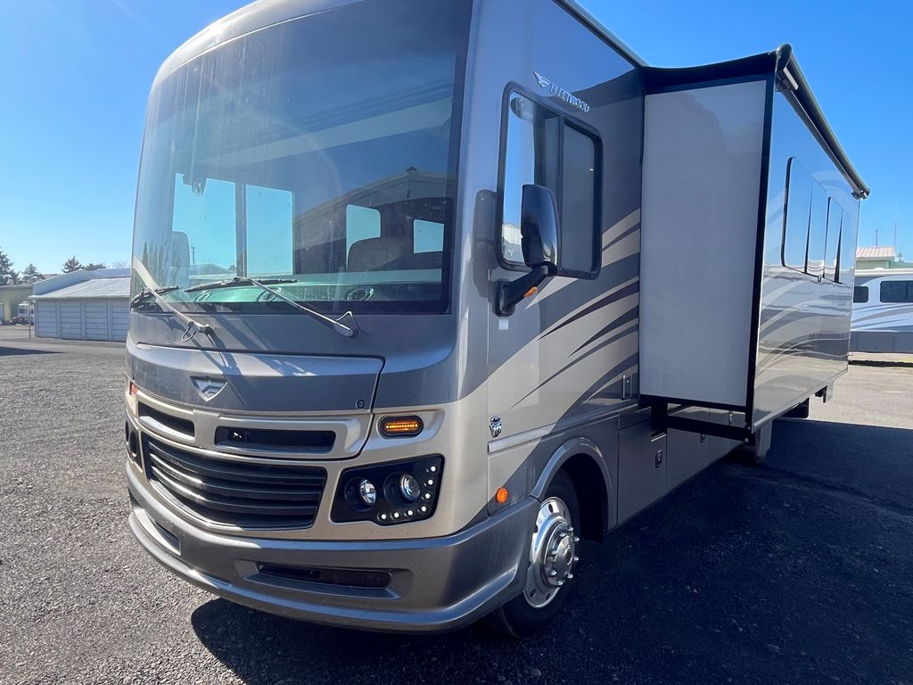 2017 Fleetwood Bounder 33C - National Vehicle
