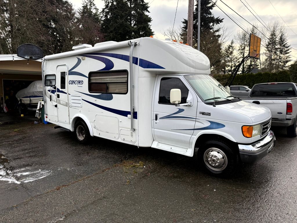 2005 Coachmen Concord 225RK - National Vehicle