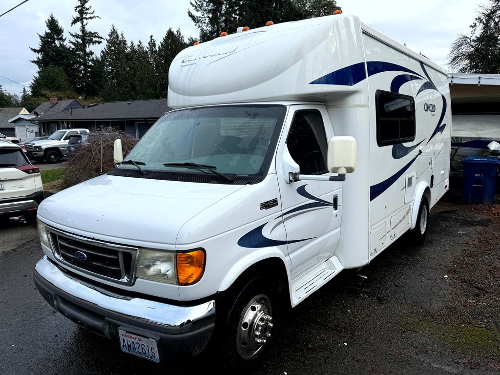 2005 Coachmen Concord 225RK - National Vehicle