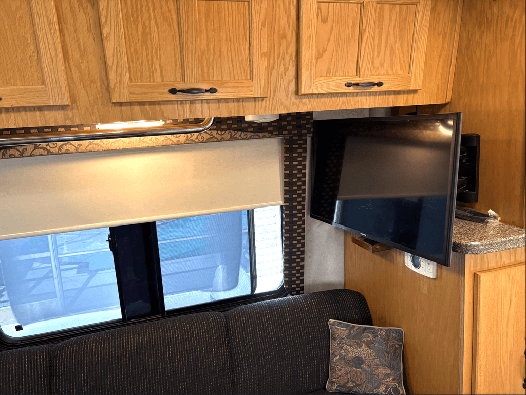 2012 Born Free Rear Side Bed - National Vehicle