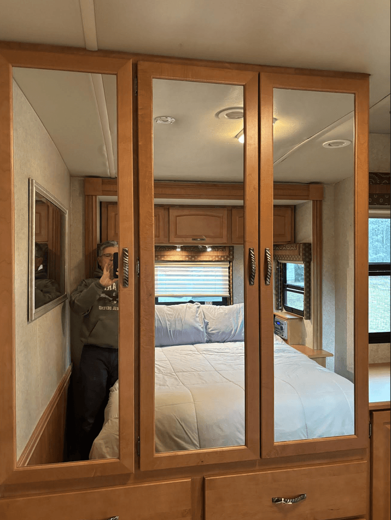 2007 Itasca Suncruiser 35A - National Vehicle