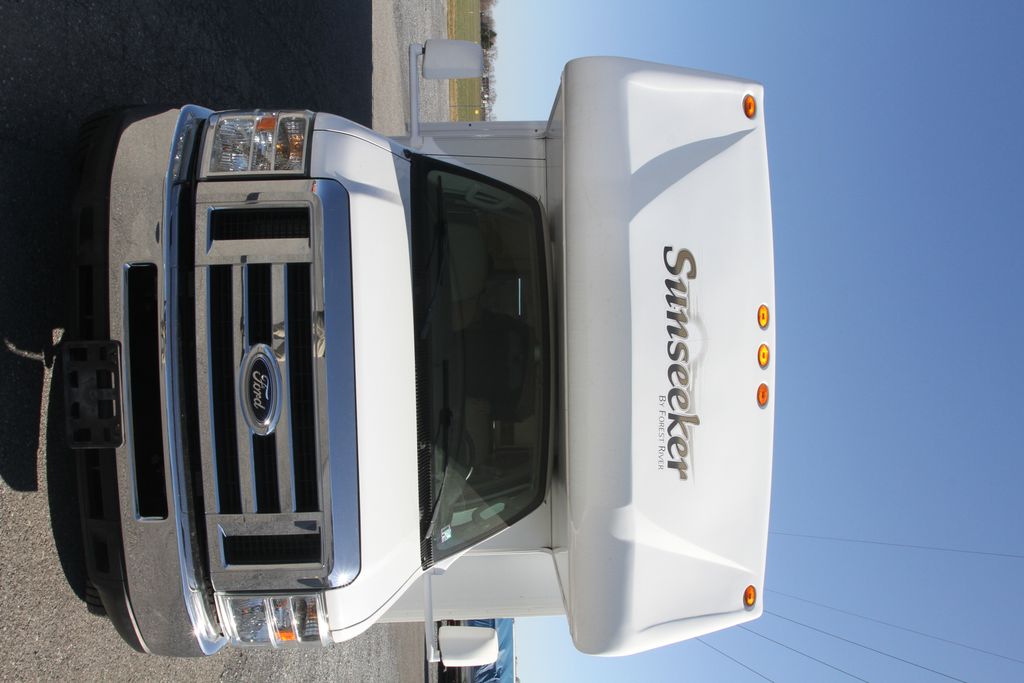 2010 Forest River Sunseeker 3170DS - National Vehicle