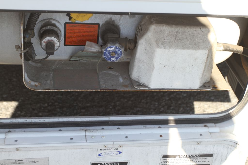 2010 Forest River Sunseeker 3170DS - National Vehicle