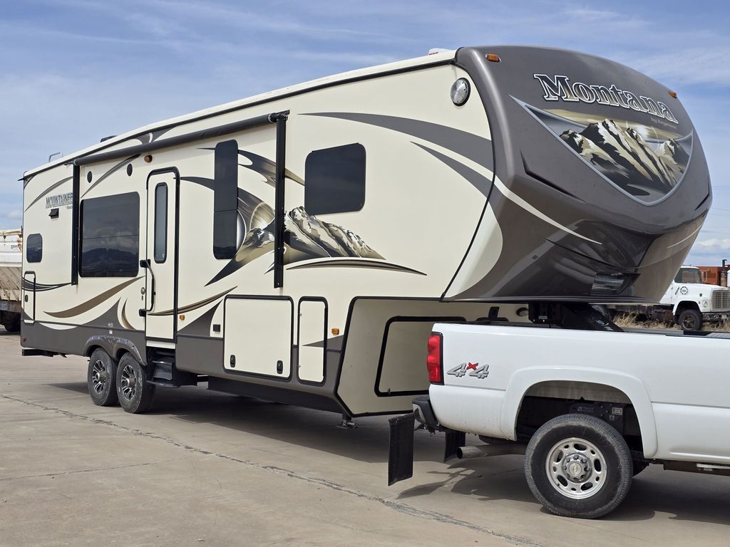 2015 Keystone Montana Mountaineer 295RKD - National Vehicle