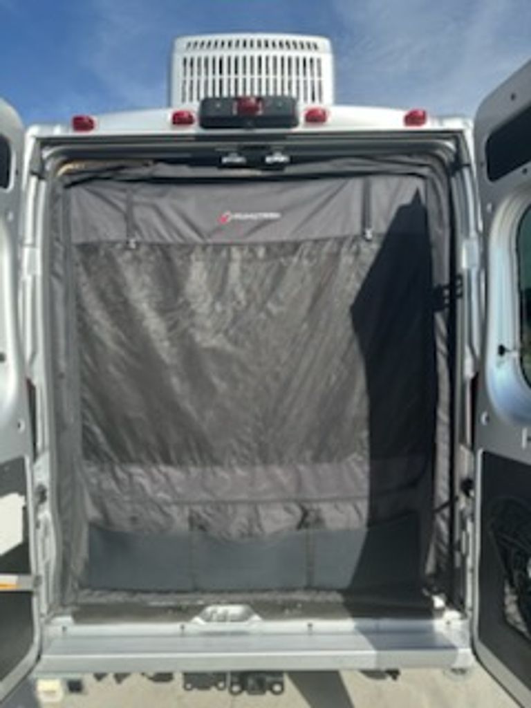 ༒ 2023 Roadtrek Zion Slumber - National Vehicle