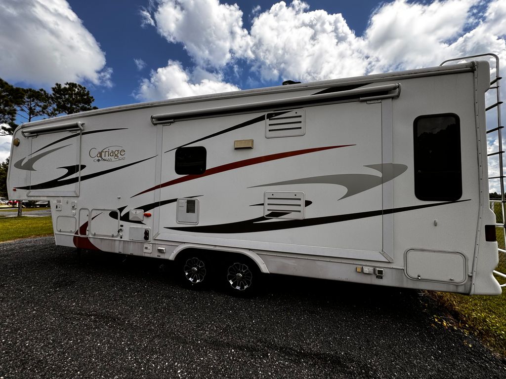 2006 Carriage Compass C2 31KS3 - National Vehicle