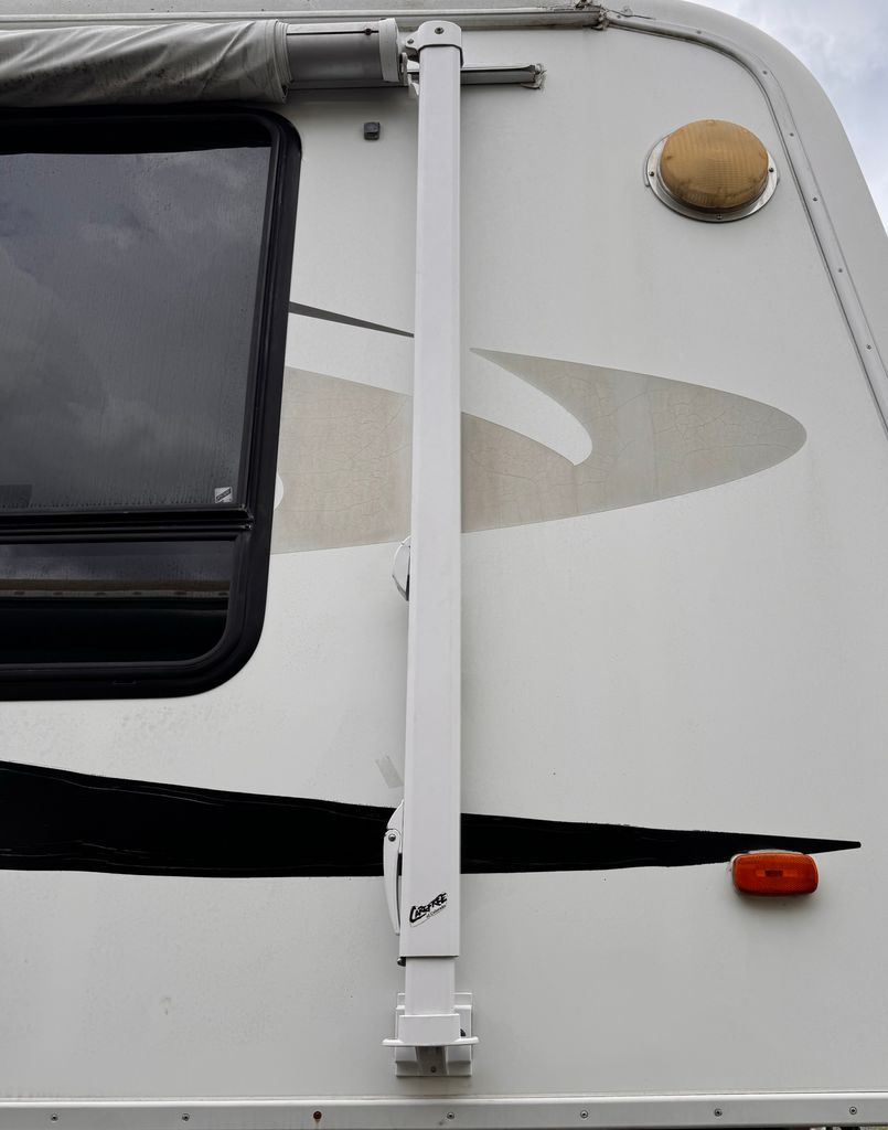 2006 Carriage Compass C2 31KS3 - National Vehicle