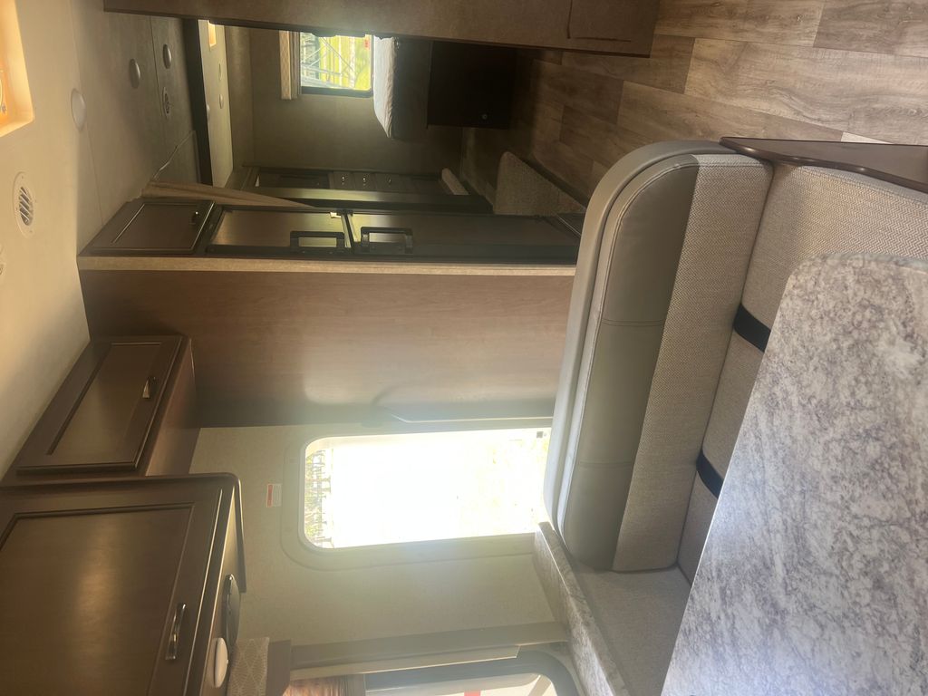 2020 Thor Motor Coach Freedom Elite 30FE - National Vehicle