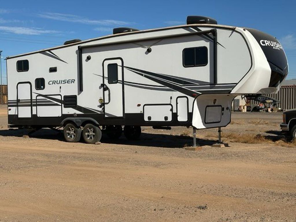 2020 Crossroads Cruiser Aire 28RKS - National Vehicle