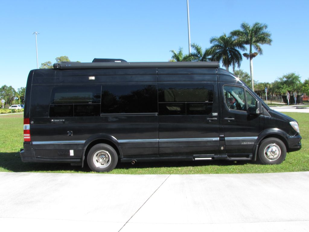 2014 Airstream Interstate 3500 Lounge - National Vehicle