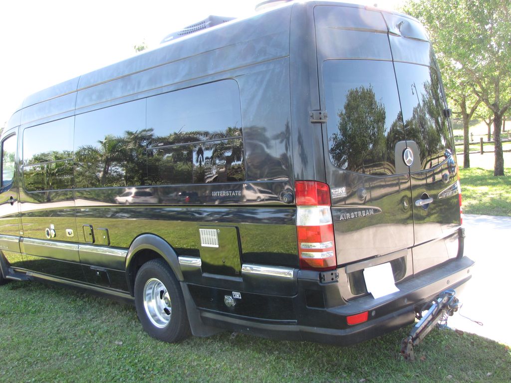 2014 Airstream Interstate 3500 Lounge - National Vehicle