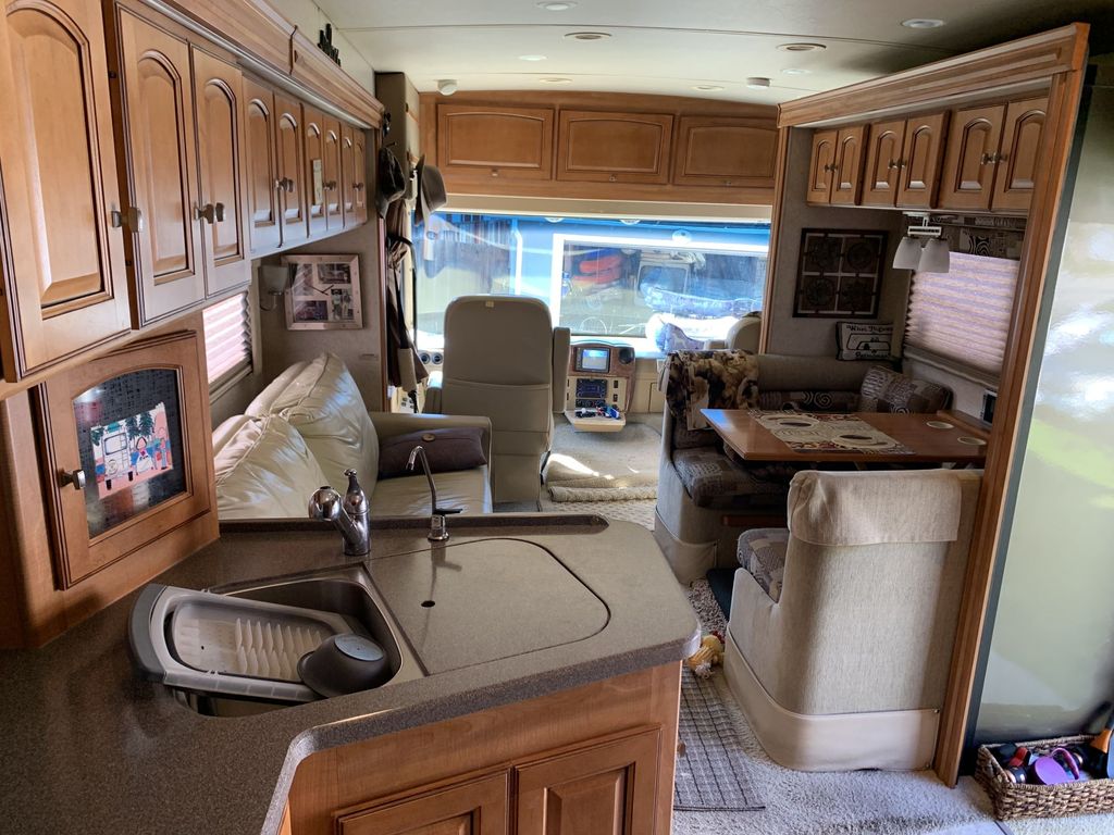 2010 Itasca Suncruiser 35P - National Vehicle