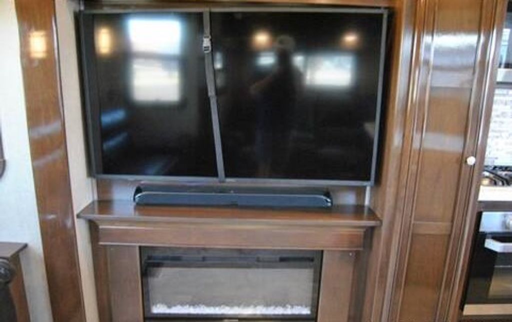 2019 Redwood RV 5th Wheel 388 ES - National Vehicle