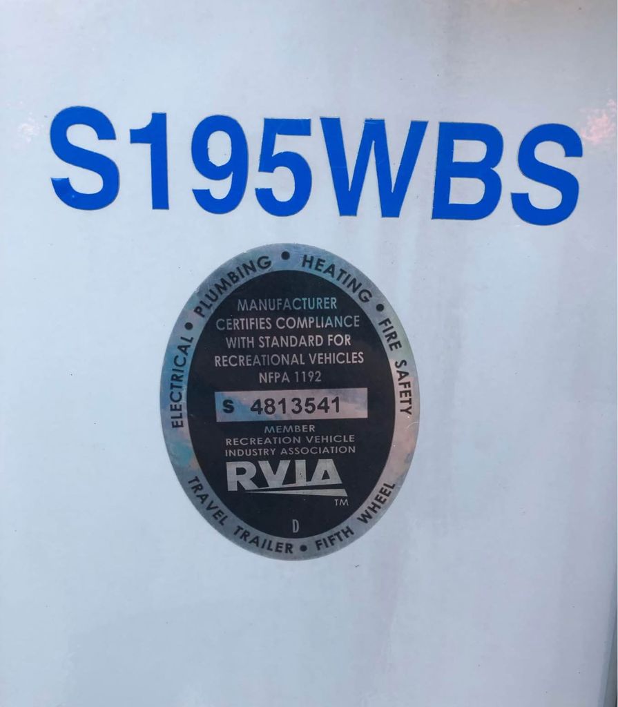 2018 Cruiser RV Shadow Cruiser 195WBS - National Vehicle