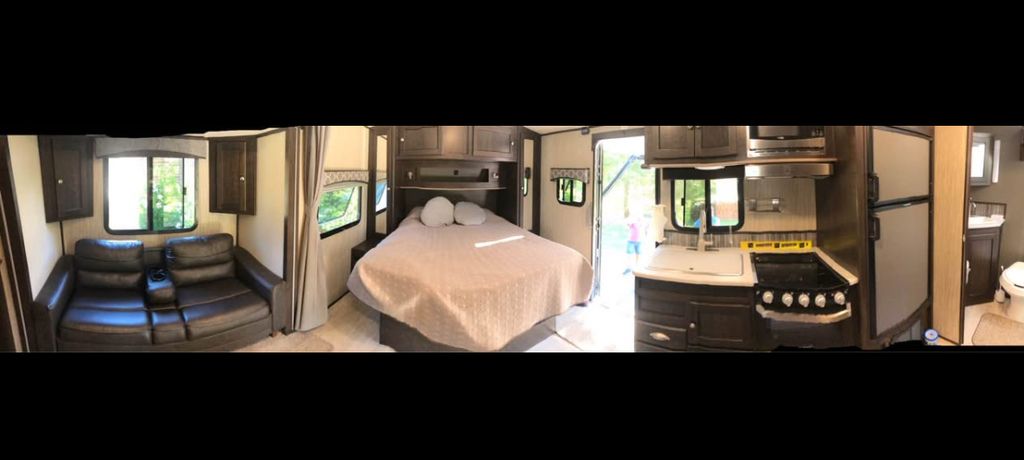 2018 Cruiser RV Shadow Cruiser 195WBS - National Vehicle