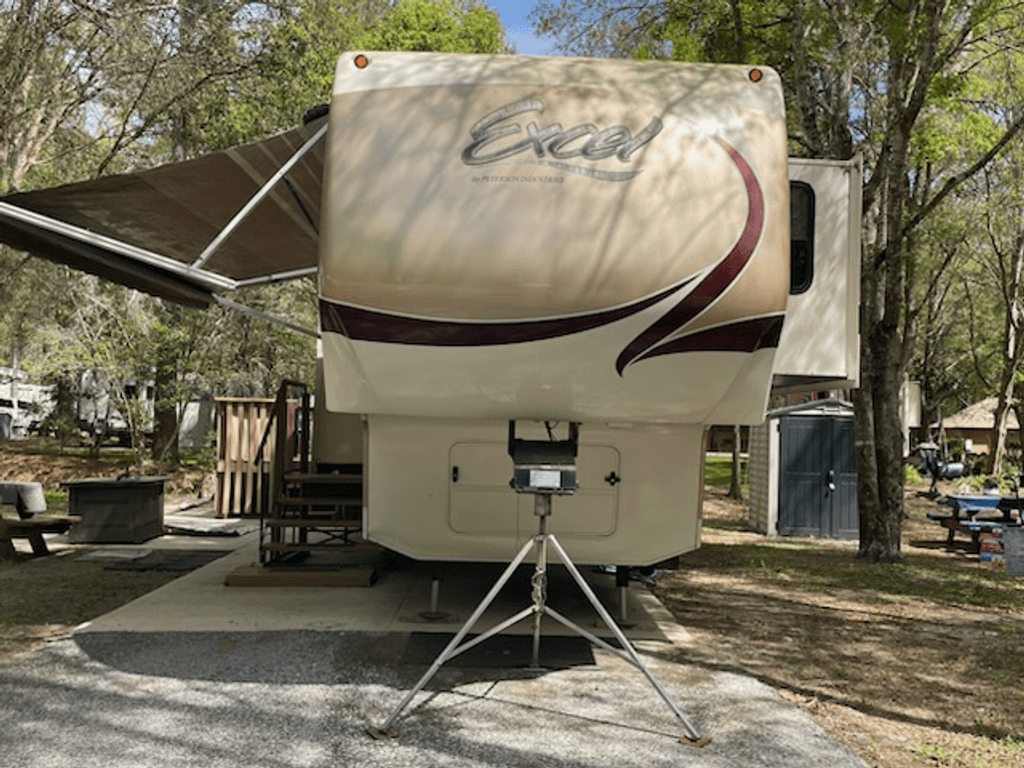 はのはの 2013 Peterson Excel Winslow 37RKM - National Vehicle
