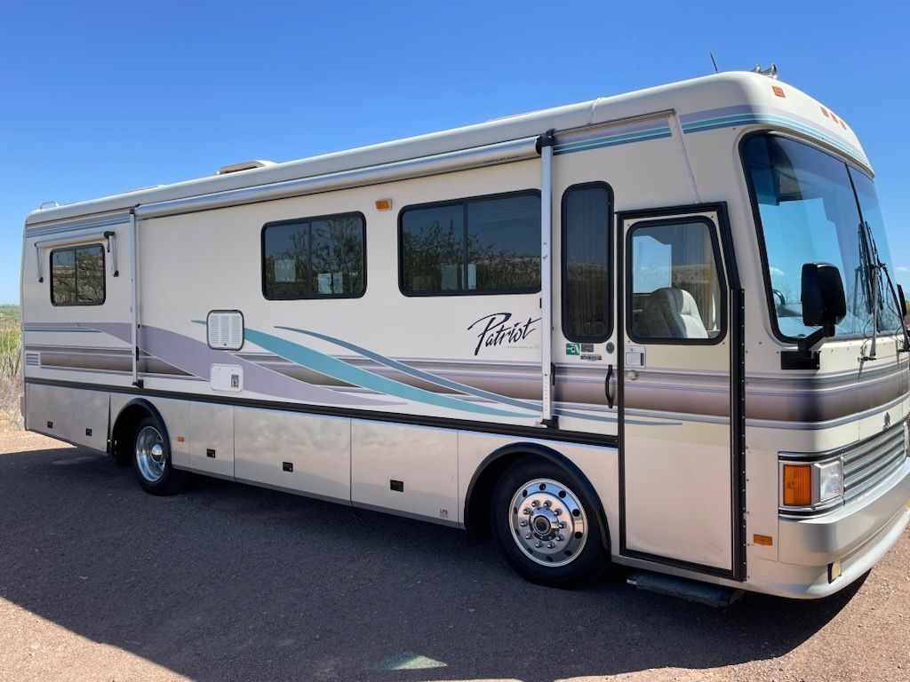 1993 Beaver Patriot Savannah - National Vehicle