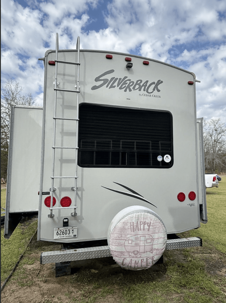 2014 Forest River Cedar Creek Silverback 33RL - National Vehicle