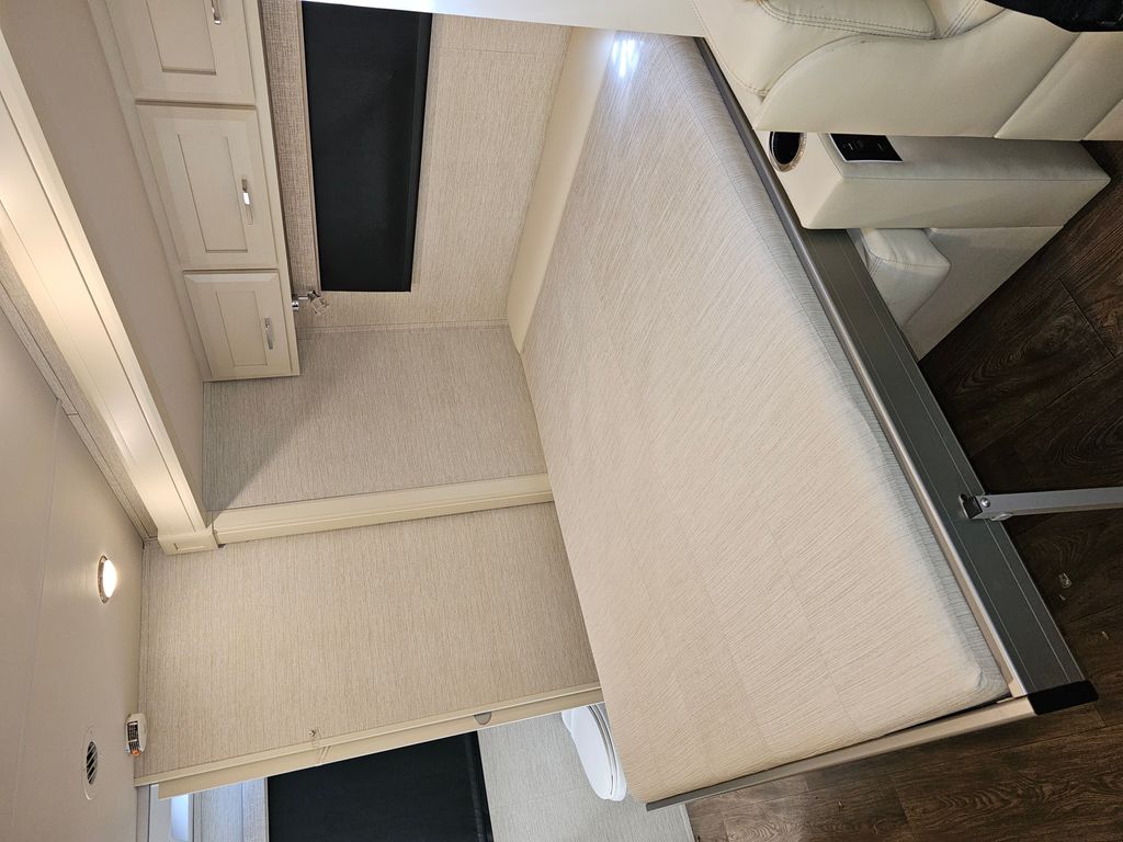 2021 Tiffin Motorhomes Wayfarer 25RW - National Vehicle