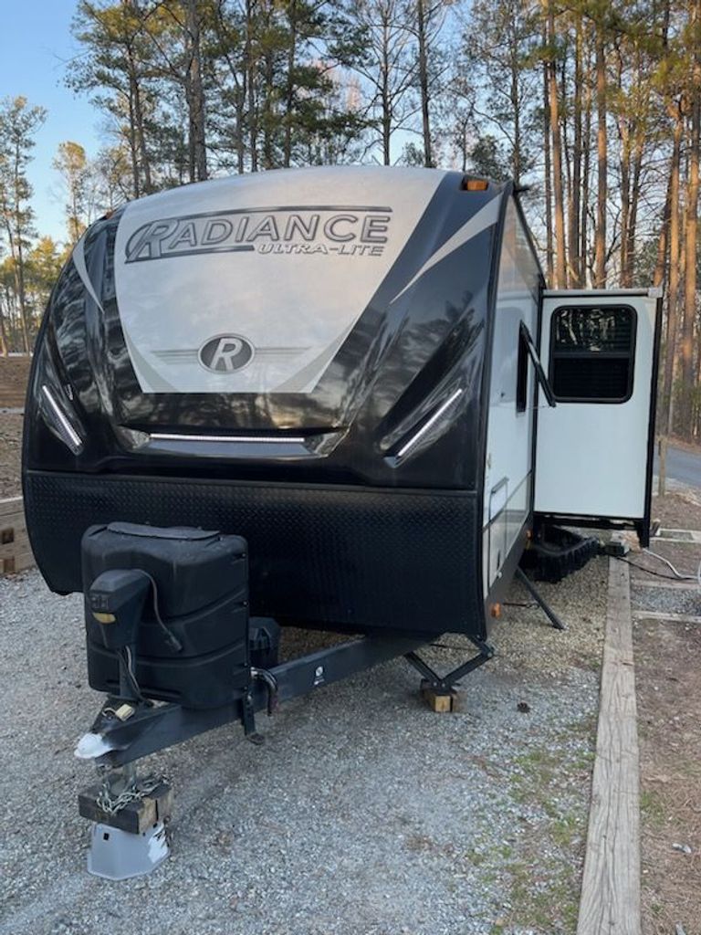 2018 Cruiser RV Radiance Ultra Lite 25RK - National Vehicle