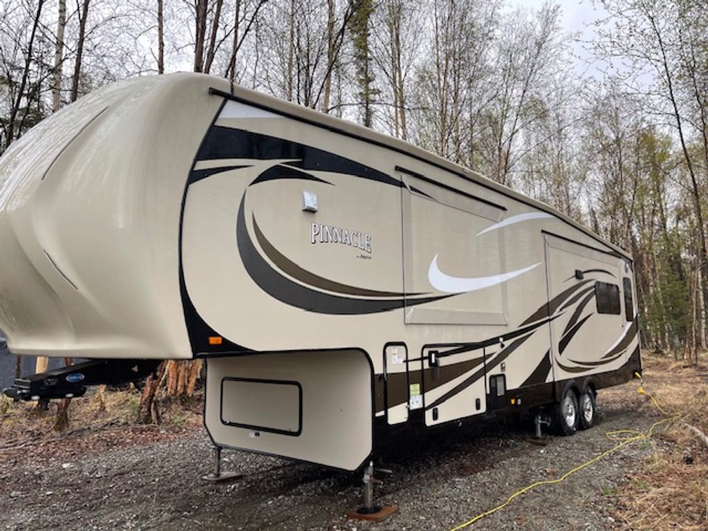 2015 Jayco Pinnacle 36FBTS - National Vehicle