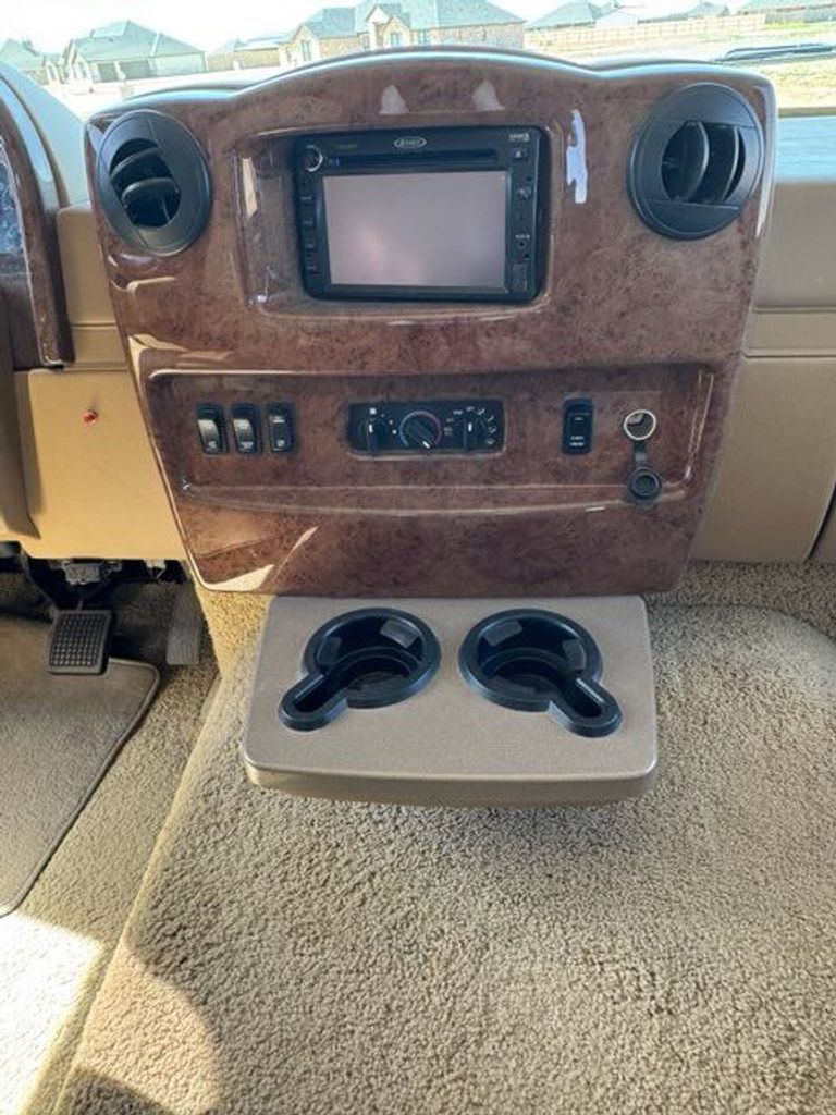 2011 Itasca Suncruiser 35P - National Vehicle