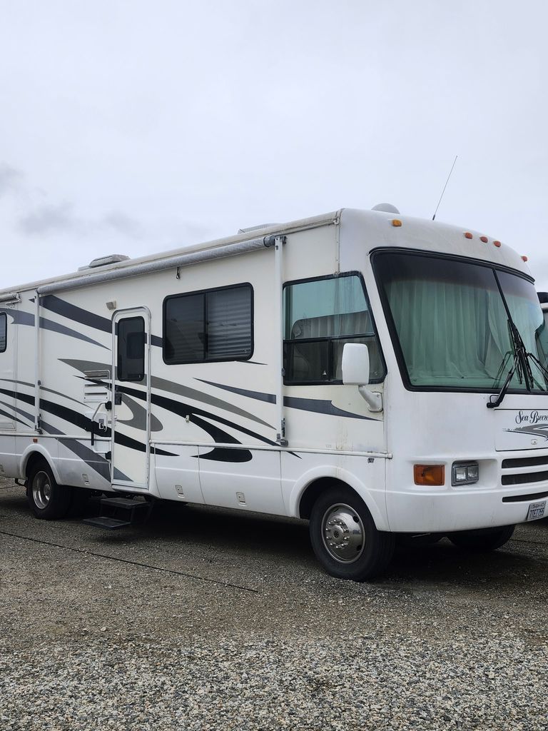 2005 National RV Sea Breeze 8321LX - National Vehicle