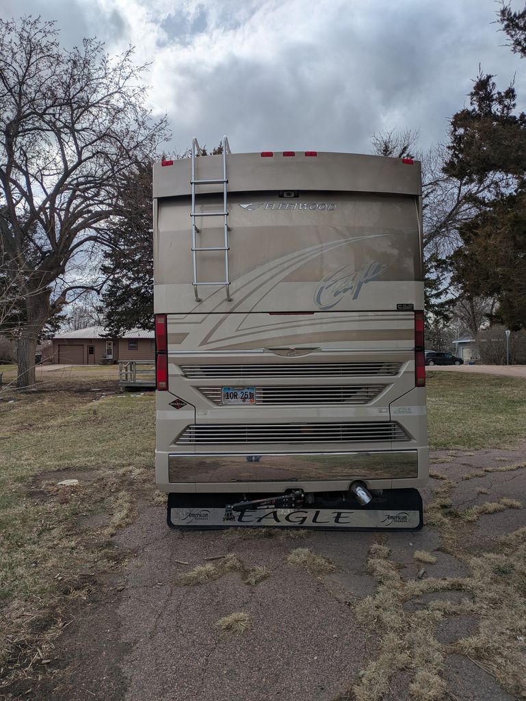 2005 Fleetwood American Eagle 40L - National Vehicle