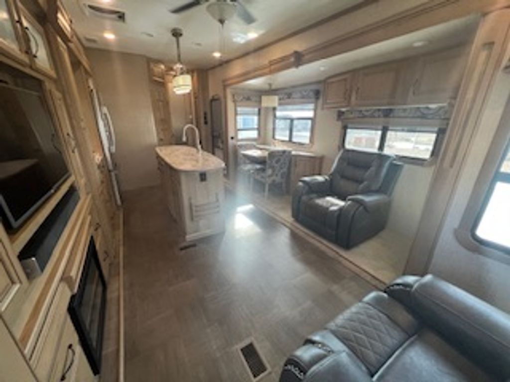 2016 Redwood RV 5th Wheel 39MB - National Vehicle