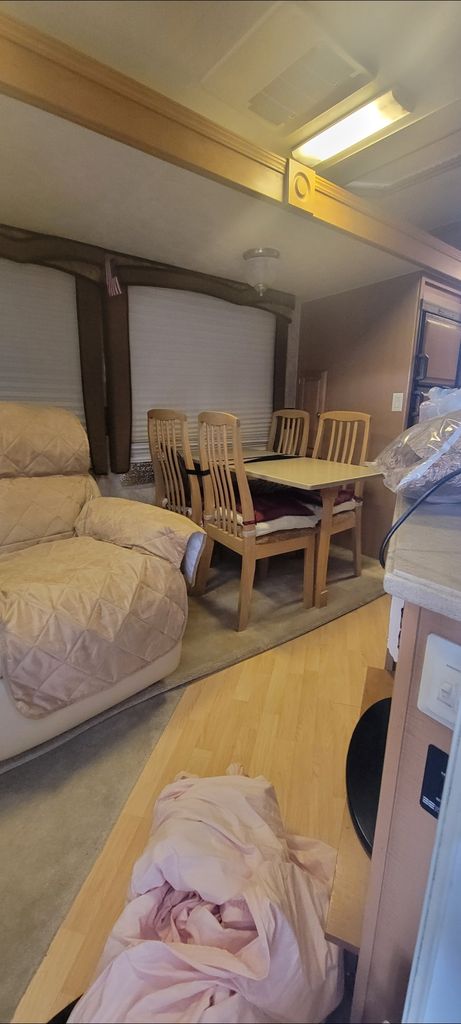 2004 Alpenlite Limited Oakmont 30RLT - National Vehicle