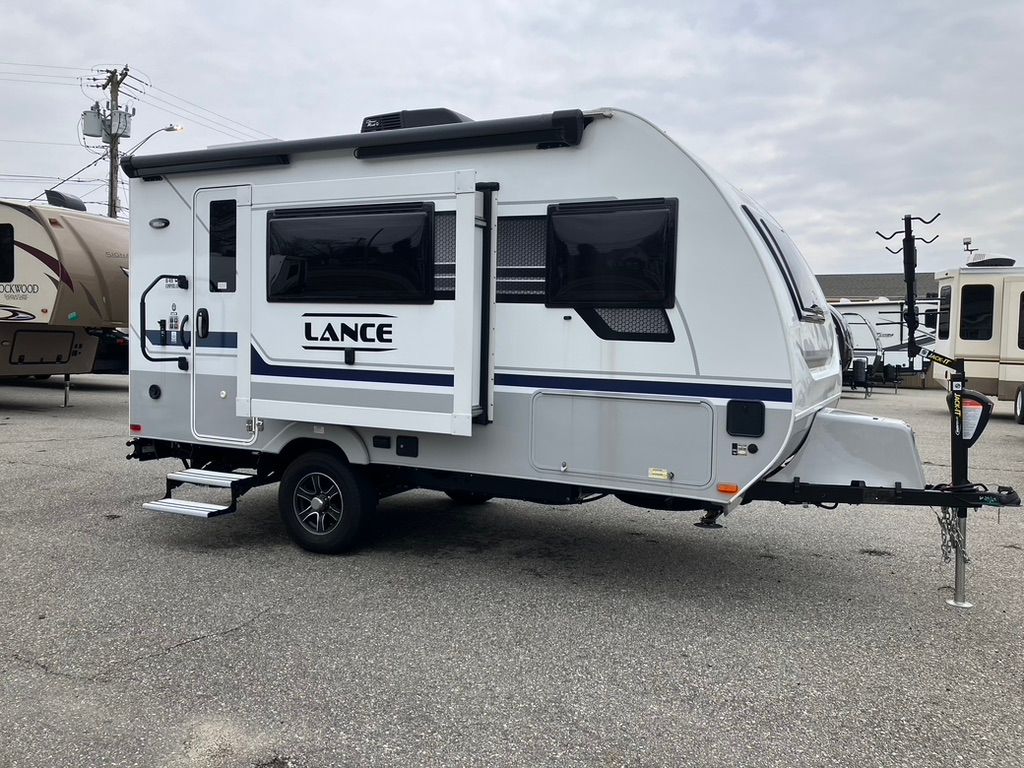 【Mimi】 2023 Lance Travel Trailer 1475s - National Vehicle