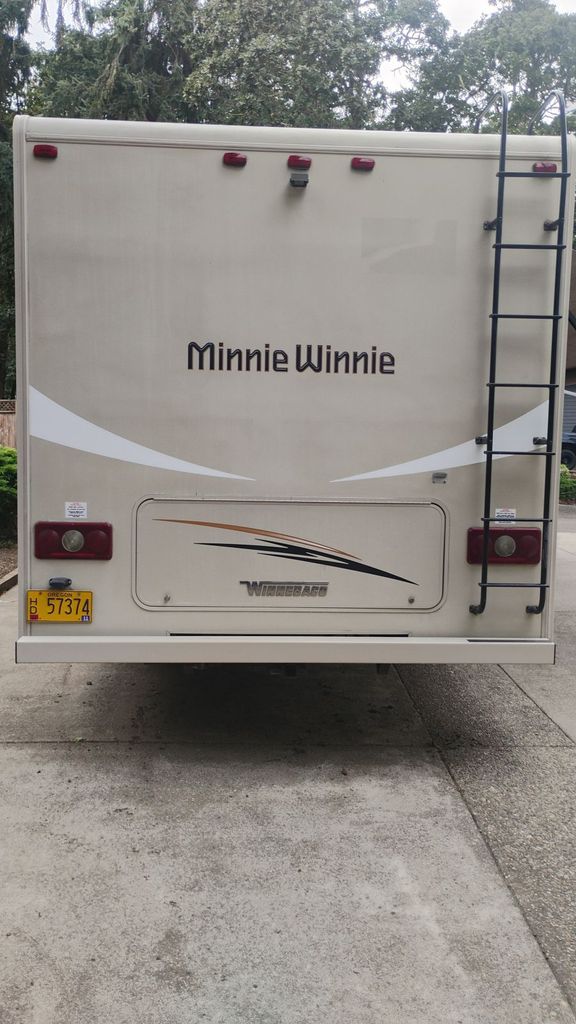2019 Winnebago Minnie Winnie 31K - National Vehicle
