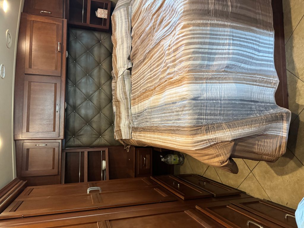 2015 Winnebago Forza 34T - National Vehicle