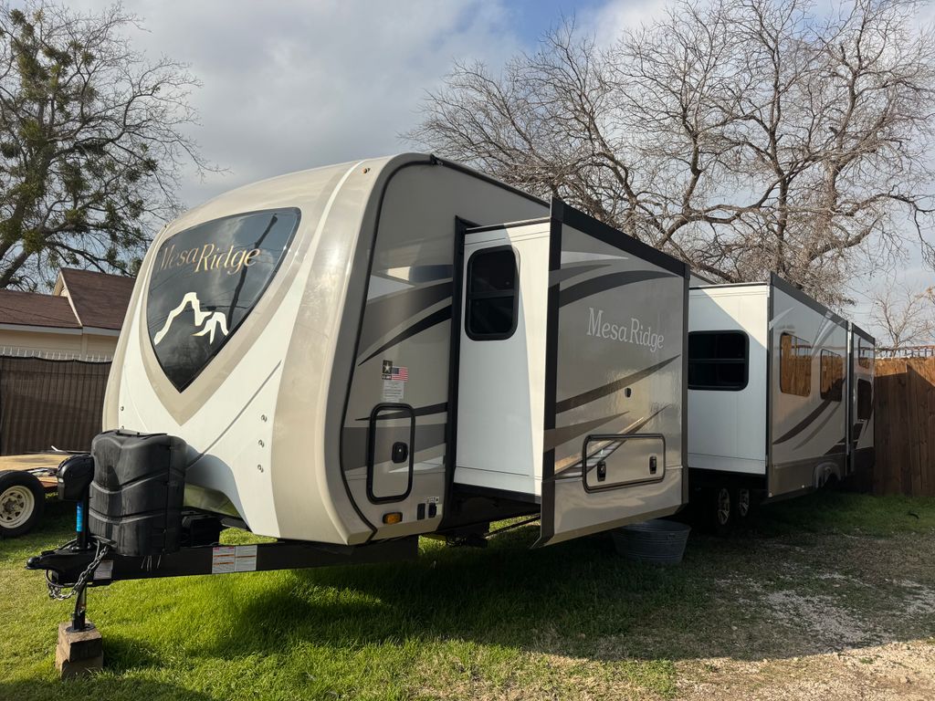 2022 Highland Ridge Mesa Ridge 330BHS - National Vehicle