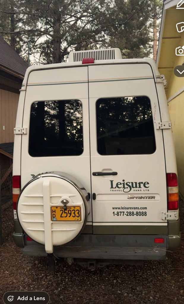 2006 Leisure Travel Van Free Spirit 3S - National Vehicle