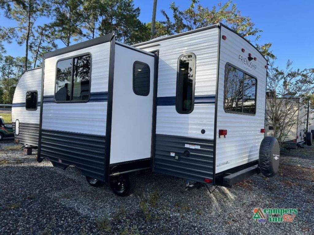2022 Gulf Stream Friendship 236RL - National Vehicle