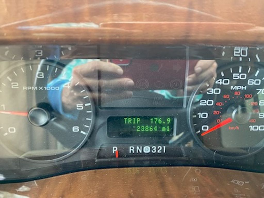 2014 Winnebago Vista 35F - National Vehicle