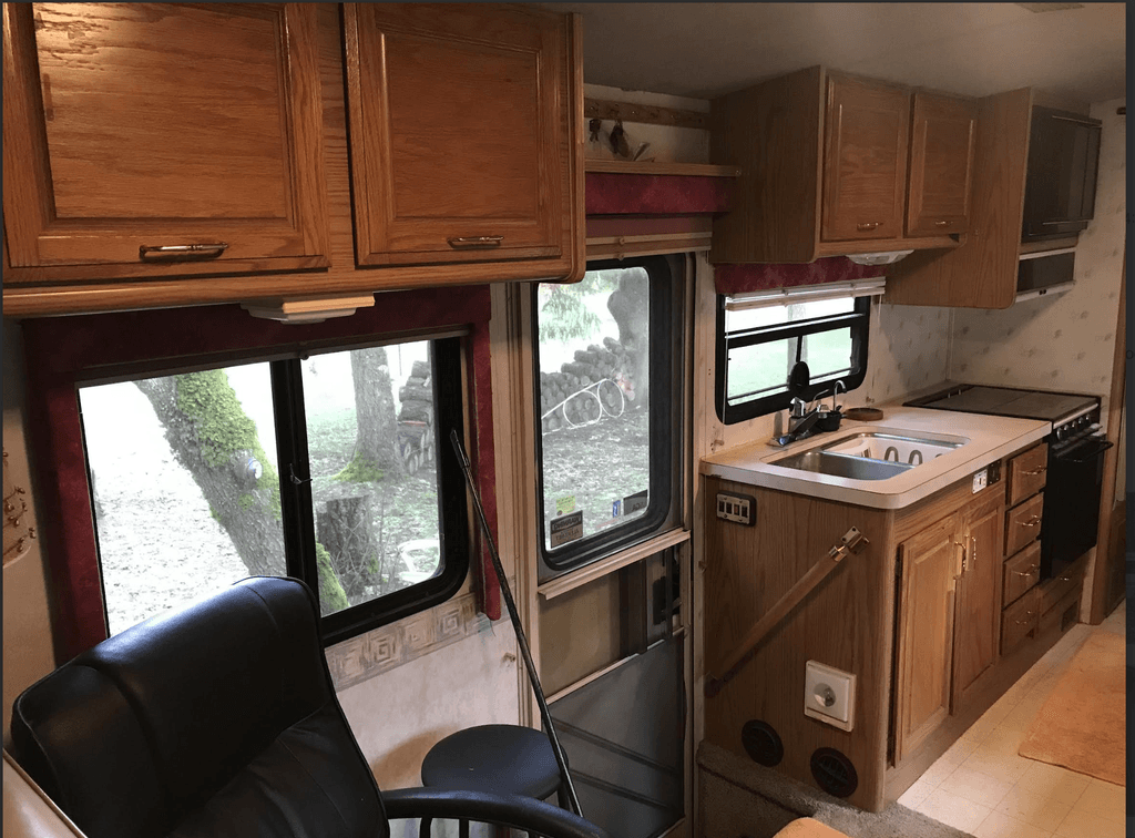 1993 Fleetwood Bounder 35J - National Vehicle