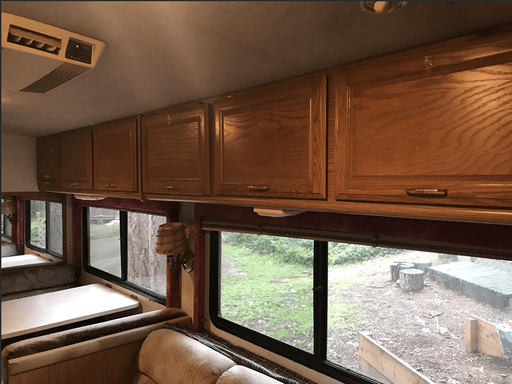1993 Fleetwood Bounder 35J - National Vehicle