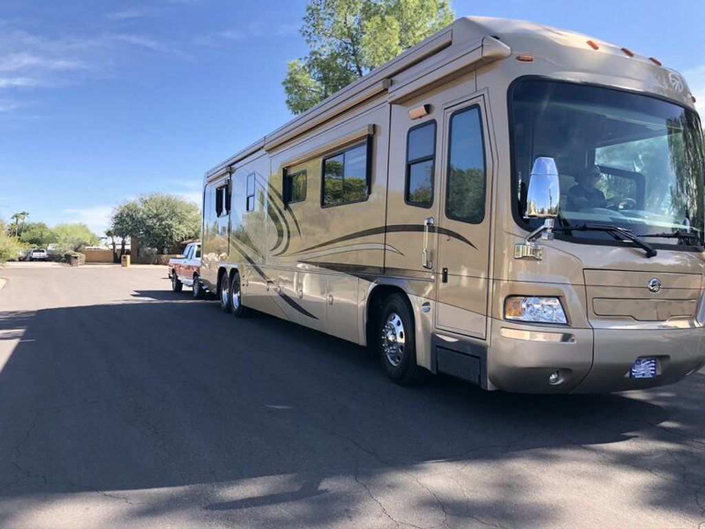 M. 2007 Monaco Signature Commander IV - National Vehicle