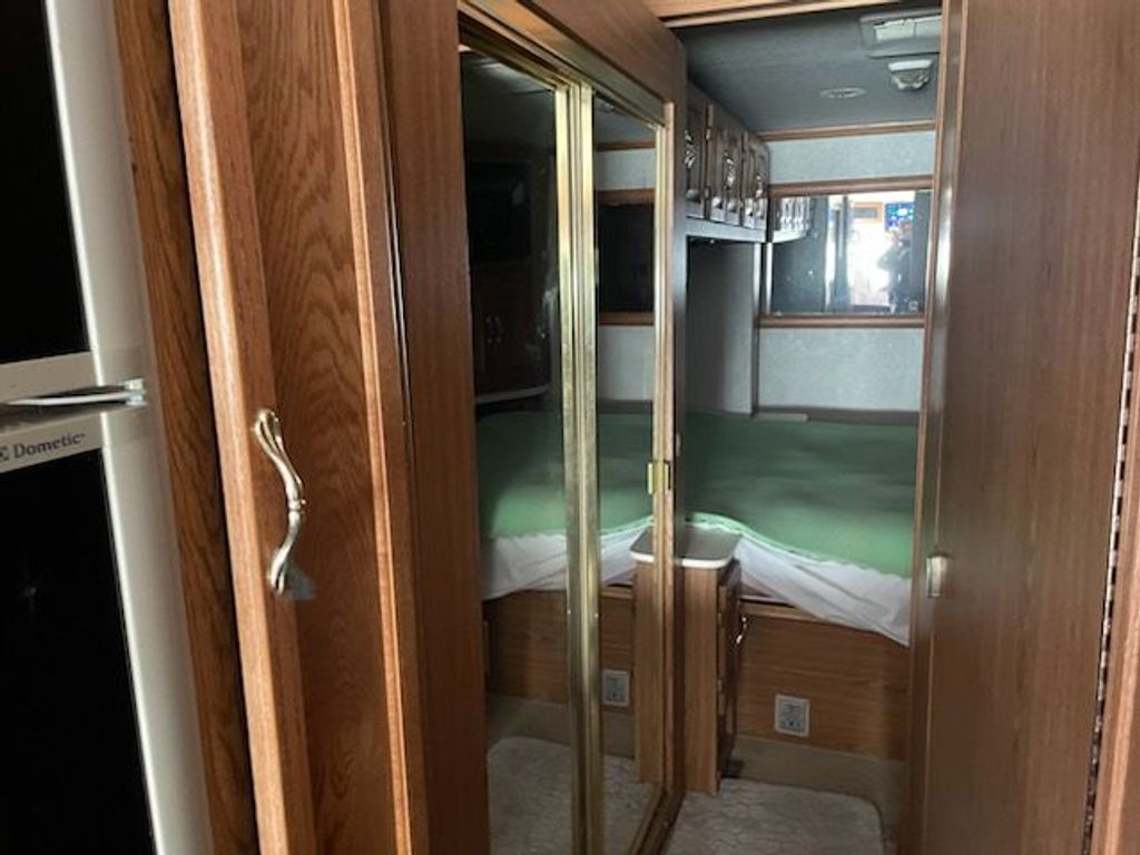 専用⑩ 2002 Tiffin Motorhomes Allegro Bay 36LB - National Vehicle