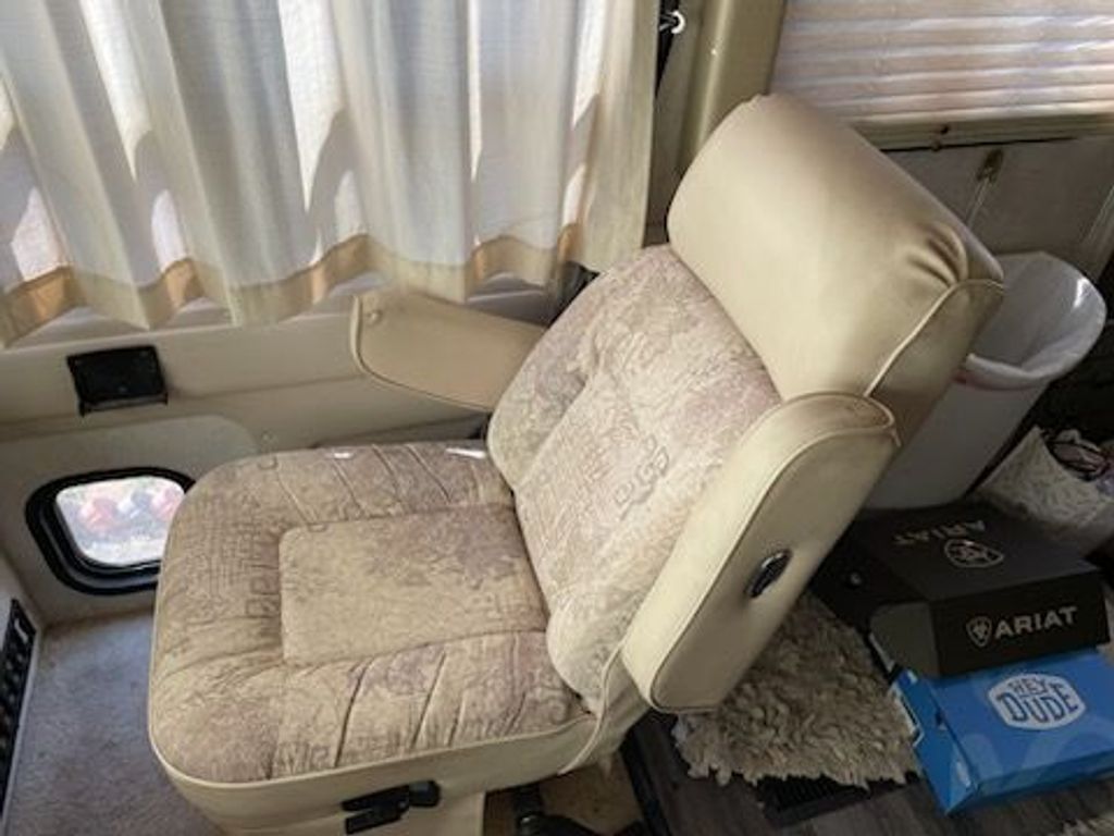 2002 Tiffin Motorhomes Allegro Bay 36LB - National Vehicle