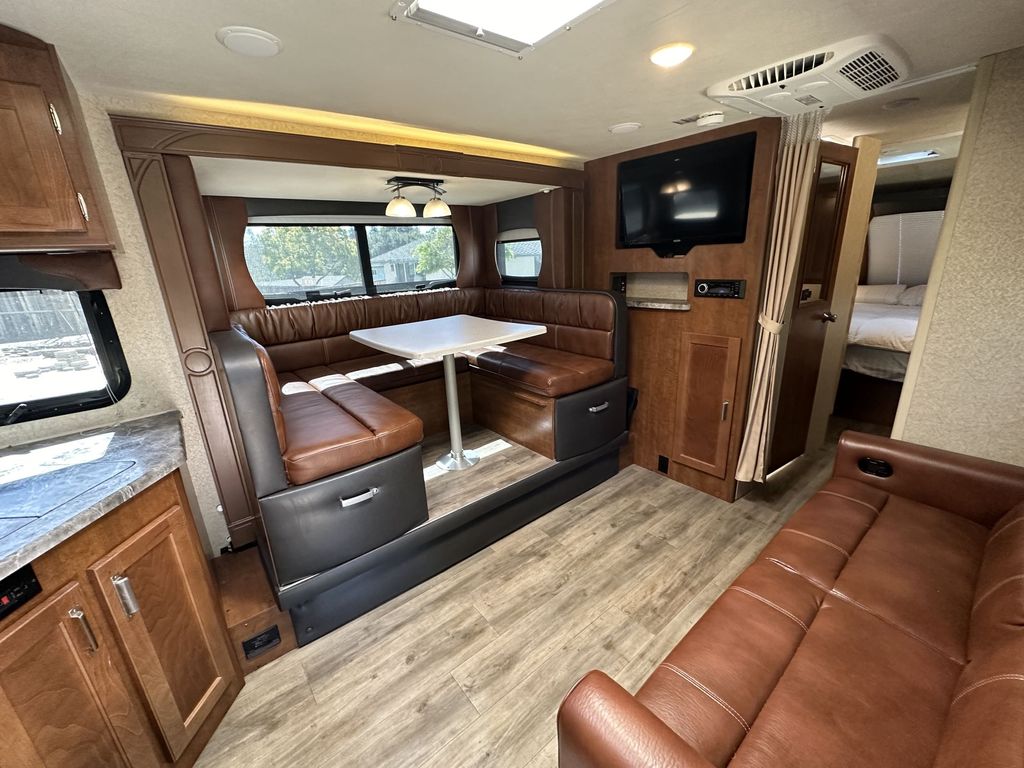 2021 Lance Travel Trailer 2285 - National Vehicle