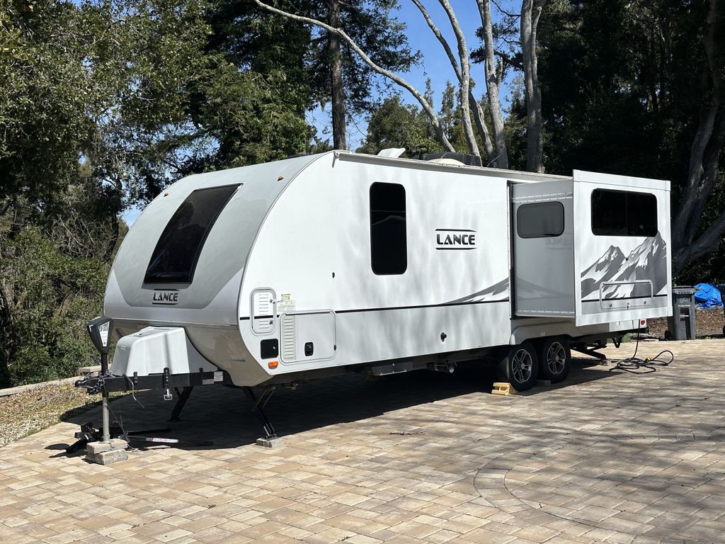 2021 Lance Travel Trailer 2285 - National Vehicle