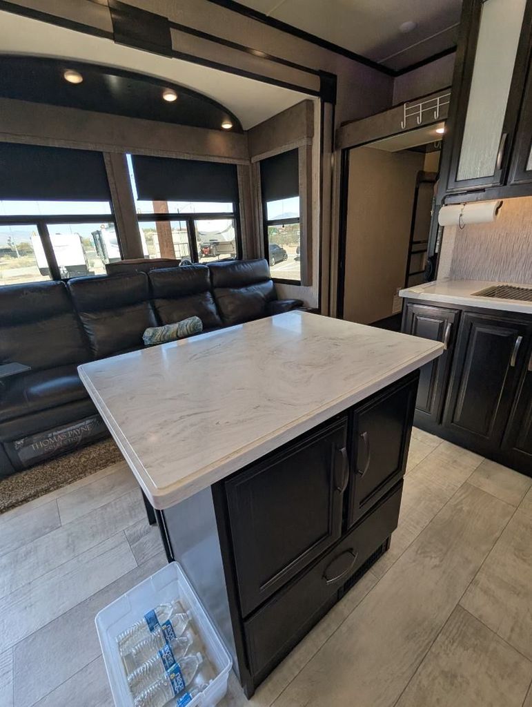 2019 Grand Design Momentum 349M - National Vehicle