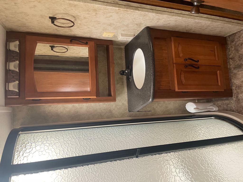 ディーゼル 2012 Keystone Big Sky Montana 3455SA - National Vehicle