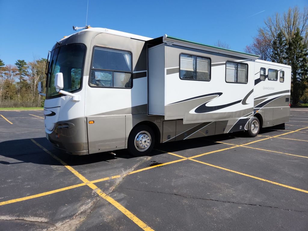 2006 Coachmen Cross Country 382DS - National Vehicle