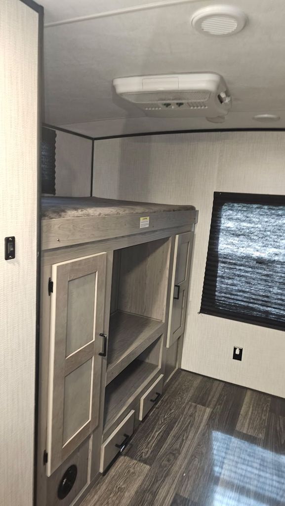 2021 Heartland Mallard 32 - National Vehicle