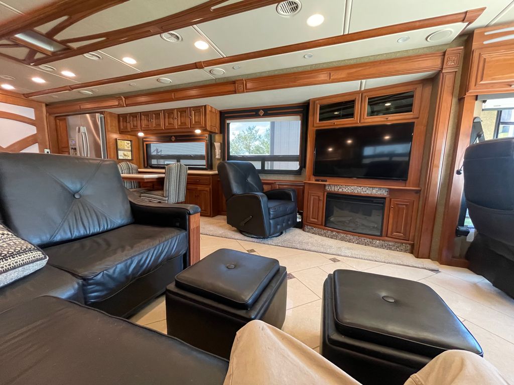 2014 Winnebago Tour 42QD - National Vehicle